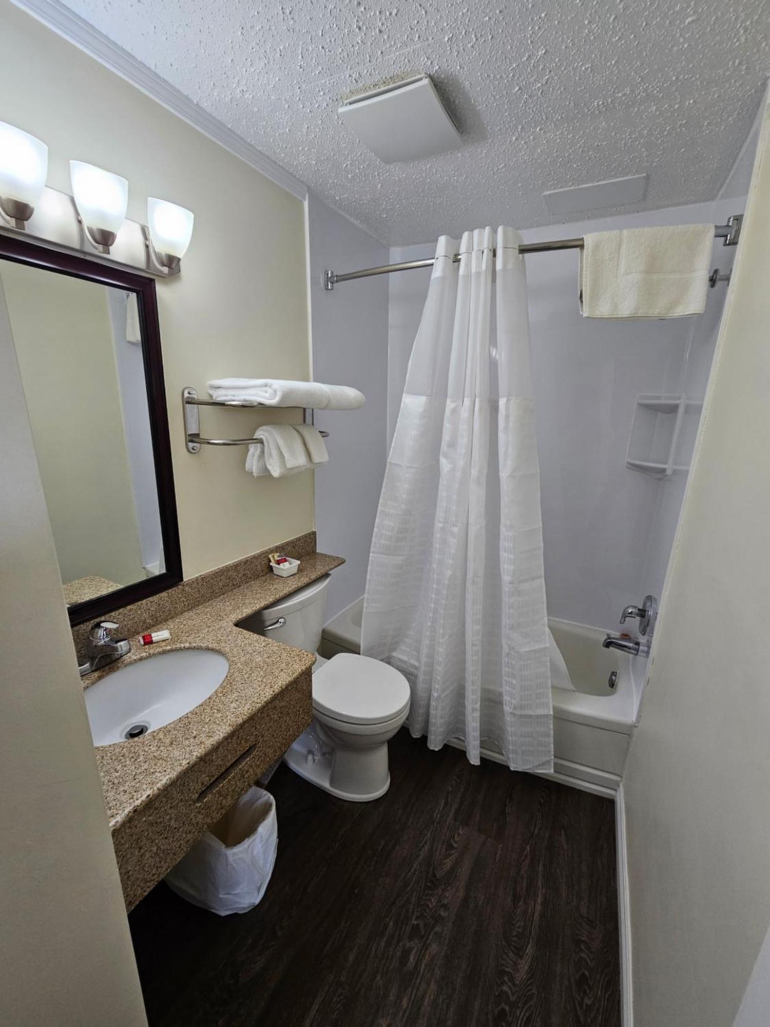 Huntsville Inn מראה חיצוני תמונה